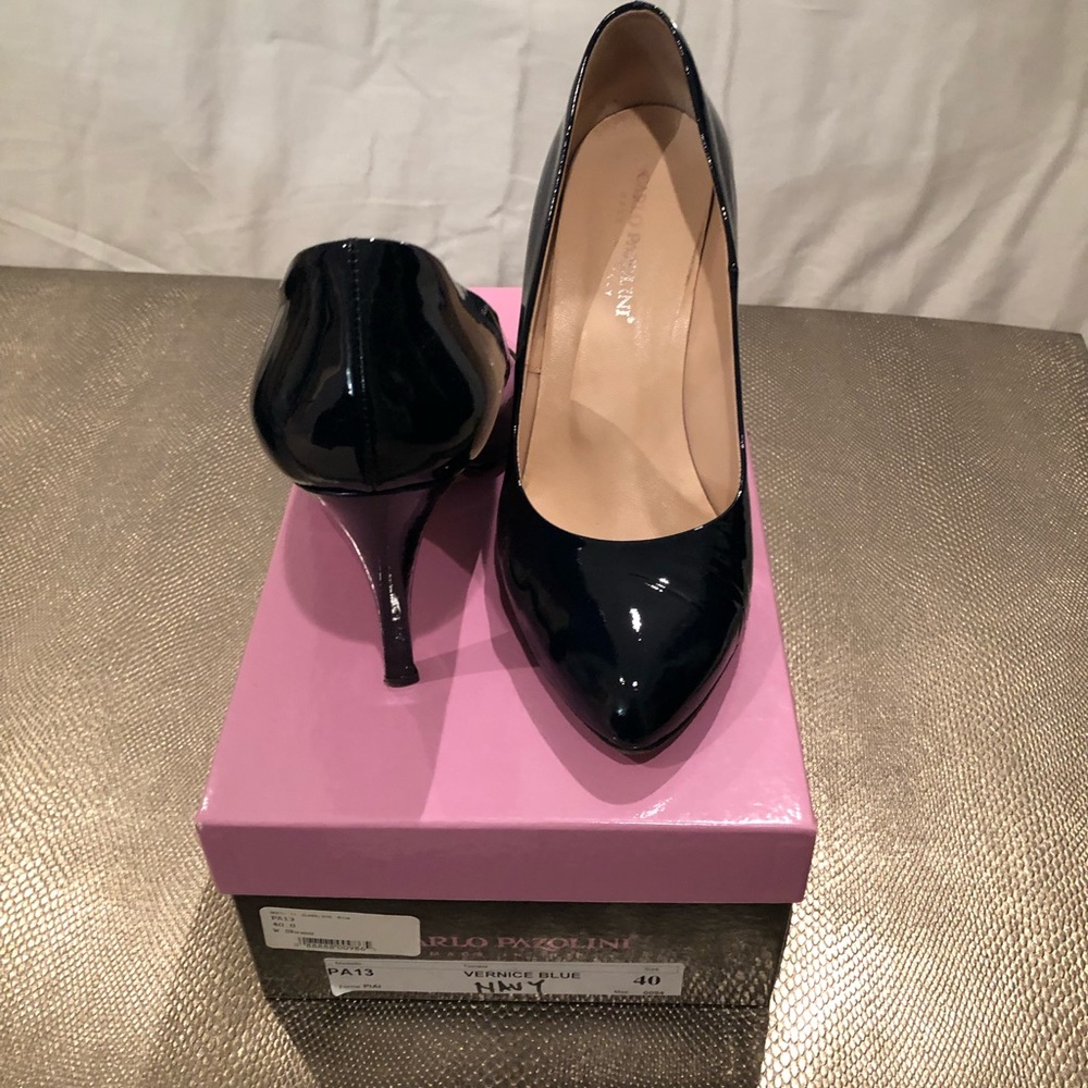 Shoes - Picture 2 of 4